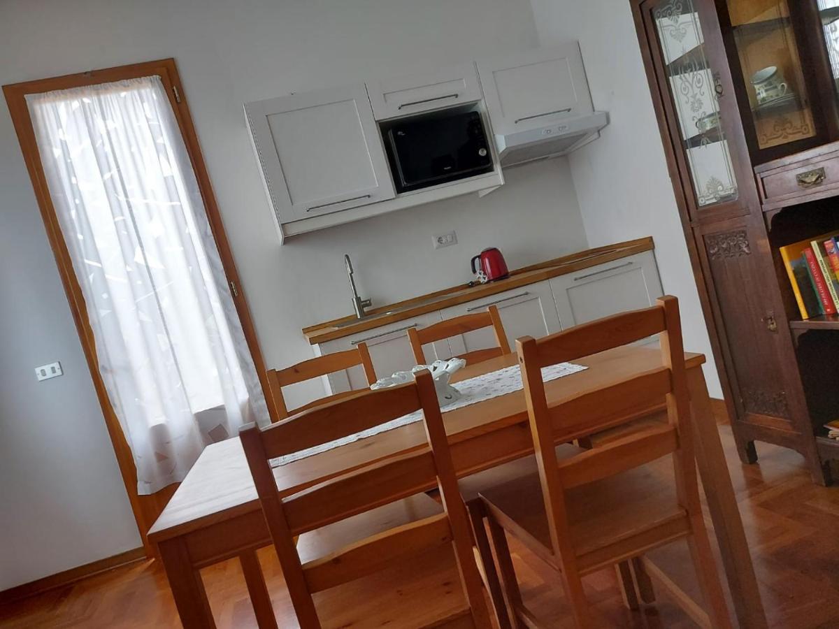 Gli Oleandri B&B Vaiano  ภายนอก รูปภาพ